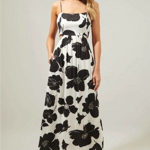 Sugarlips maxi dress NWT size medium